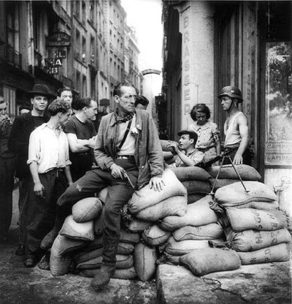 France-Paris-Resistants-22aout1944-1